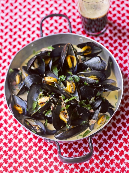 8 Savory Guinness Recipes - Mussels with Guinness | Jamie Oliver
